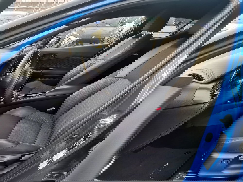 Toyota Toyota C-HR usata a Bergamo (12)