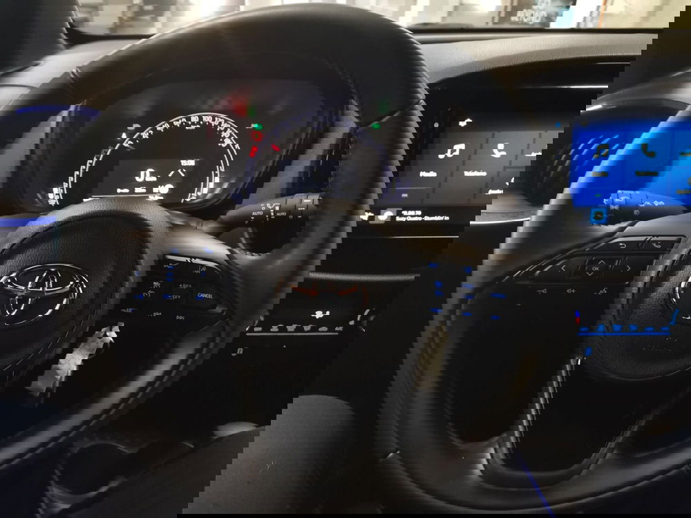 Toyota Aygo X usata a Bergamo (16)