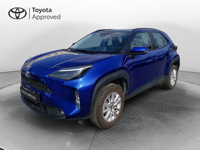 Toyota Yaris Cross 1.5 Hybrid 5p. E-CVT Active del 2023 usata a Curno
