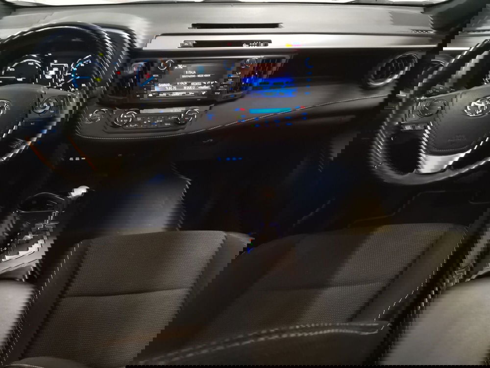 Toyota Rav4 usata a Bergamo (9)