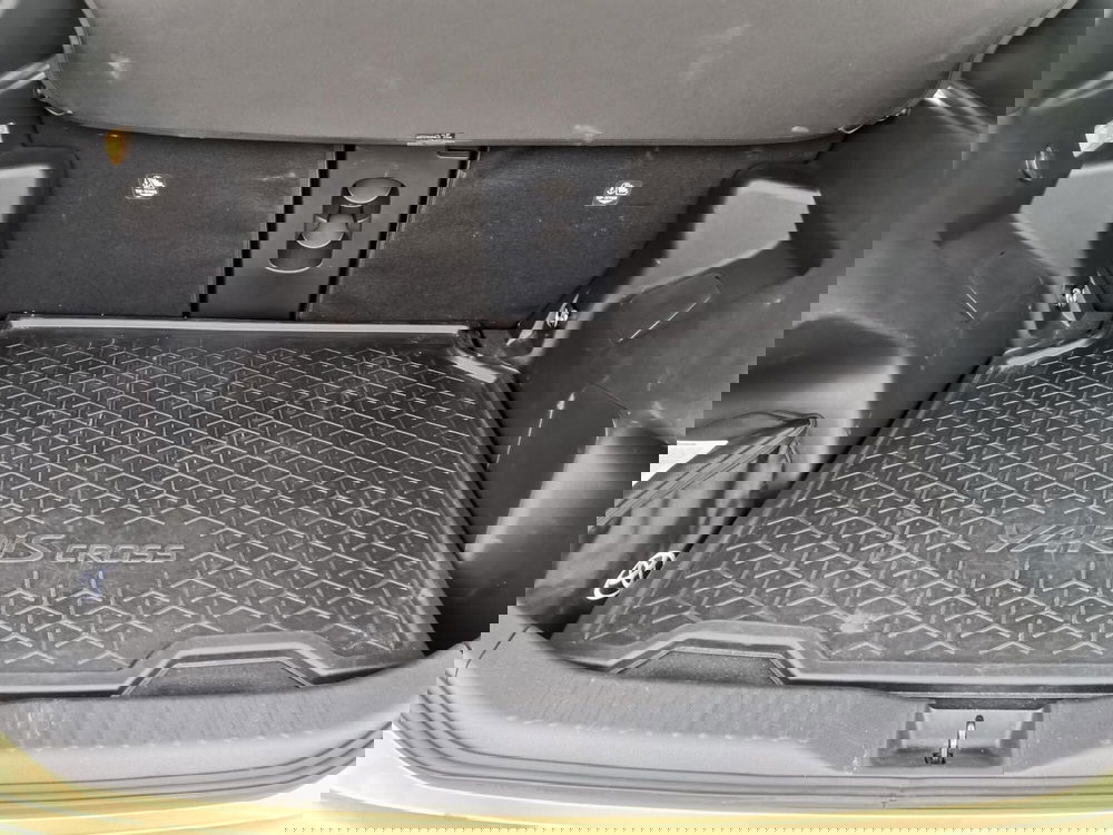 Toyota Yaris Cross usata a Bergamo (11)