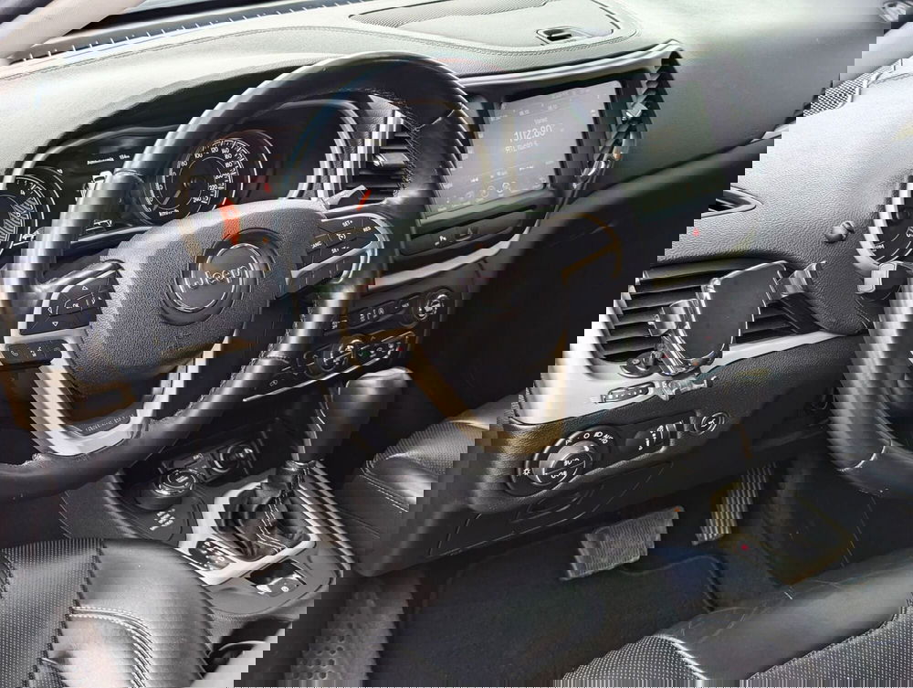 Jeep Cherokee usata a Pescara (13)