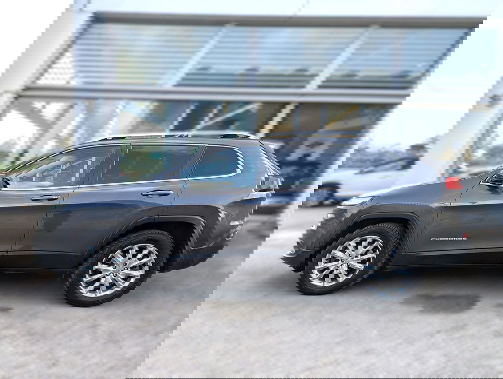 Jeep Cherokee usata a Pescara (3)