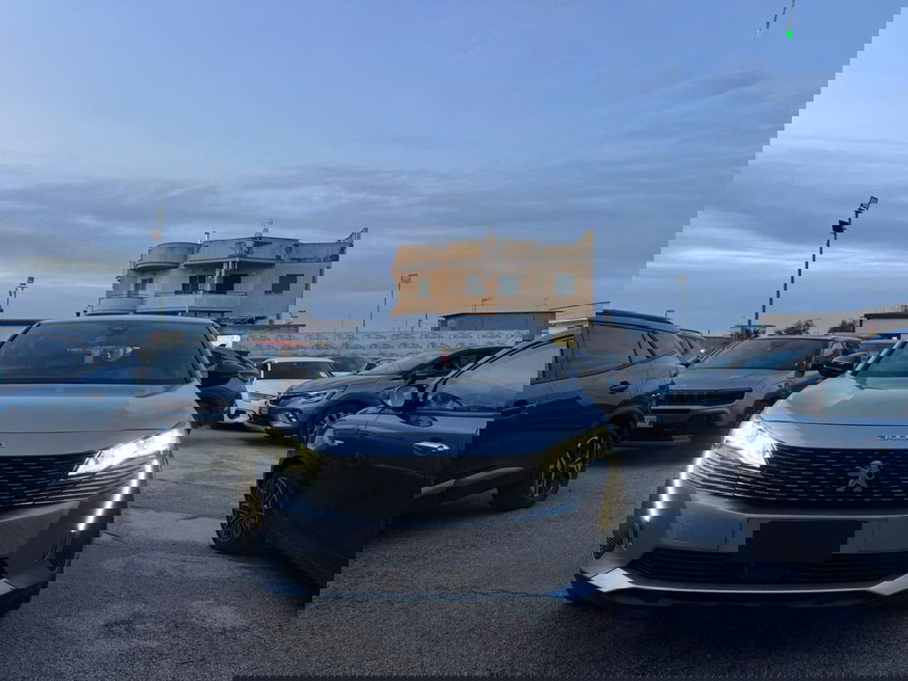 Peugeot 3008 usata a Salerno (9)