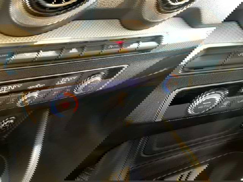 Audi Q2 usata a Prato (9)