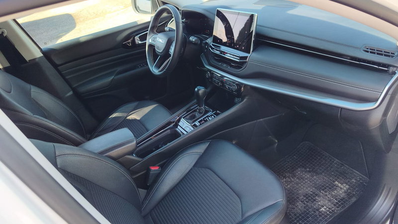 Jeep Compass usata a Firenze (11)
