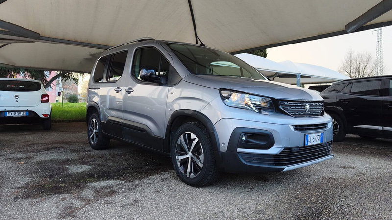 Peugeot Rifter usata a Firenze (13)