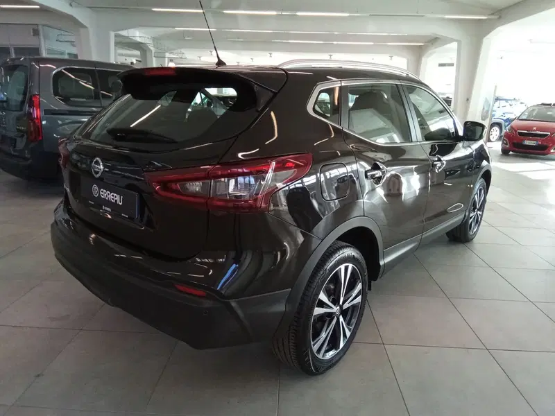 Nissan Qashqai usata a Rimini (9)