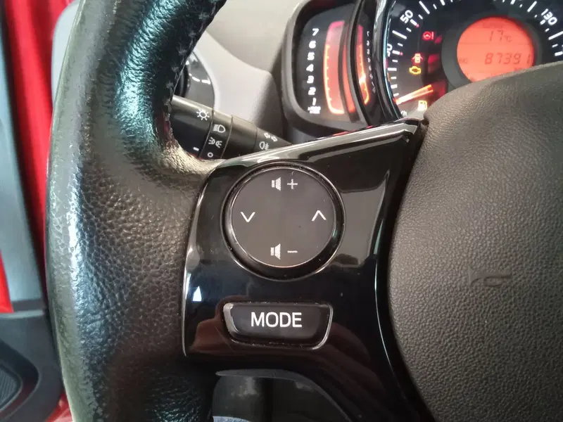 Peugeot 108 usata a Rimini (10)