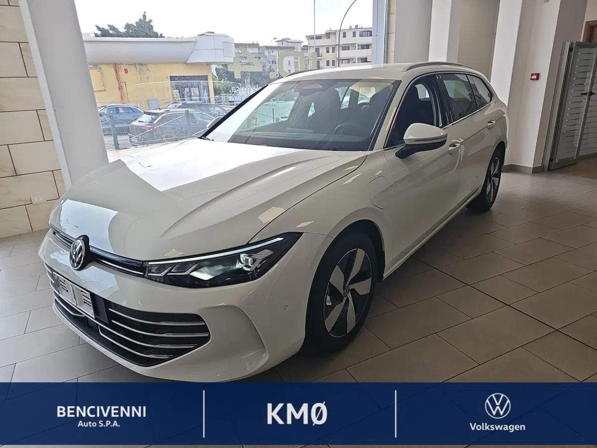 Volkswagen Passat nuova a Reggio Calabria