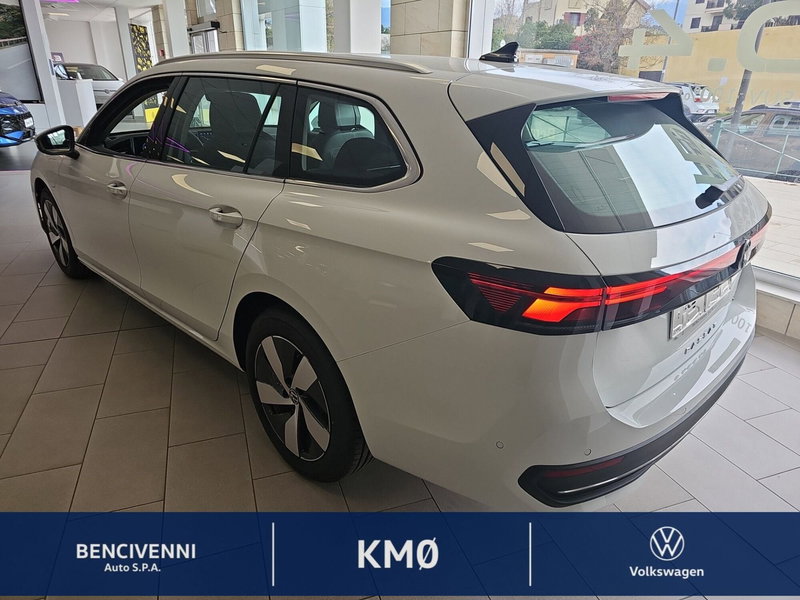 Volkswagen Passat nuova a Reggio Calabria (10)