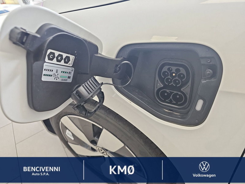 Volkswagen Passat nuova a Reggio Calabria (11)