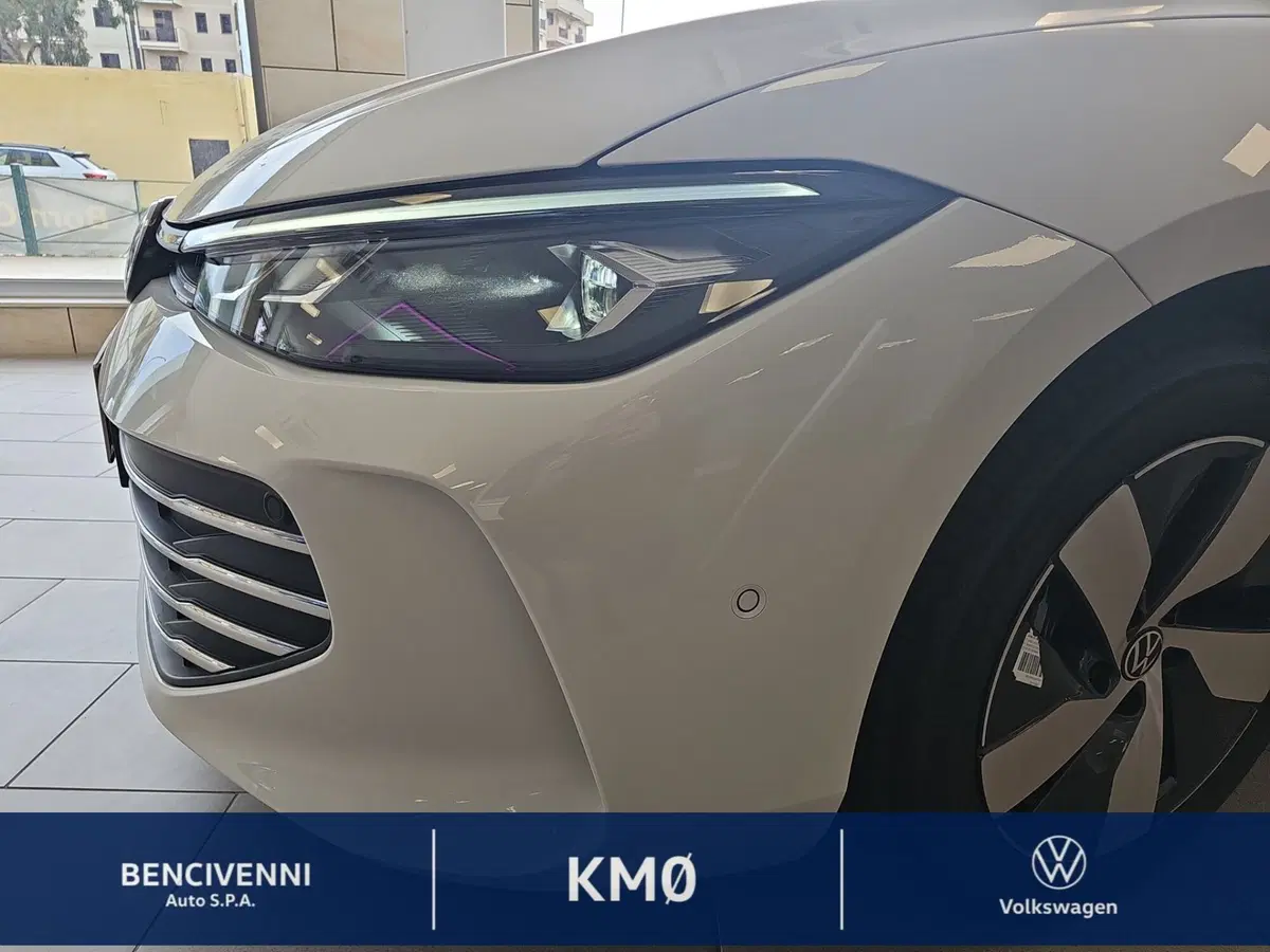 Volkswagen Passat nuova a Reggio Calabria (13)