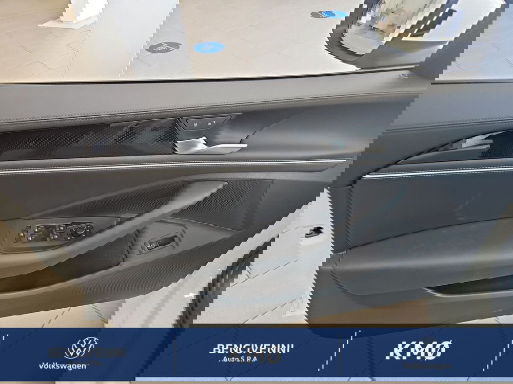 Volkswagen Passat nuova a Reggio Calabria (14)