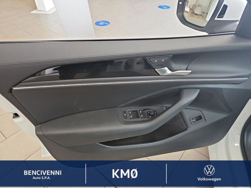 Volkswagen Passat nuova a Reggio Calabria (14)