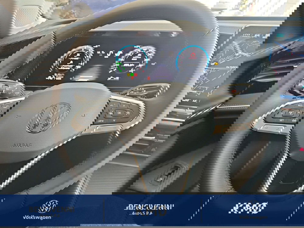 Volkswagen Passat nuova a Reggio Calabria (18)