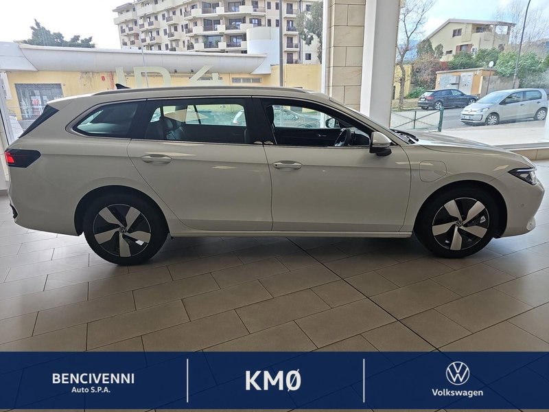 Volkswagen Passat nuova a Reggio Calabria (5)
