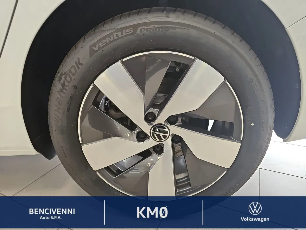 Volkswagen Passat nuova a Reggio Calabria (6)