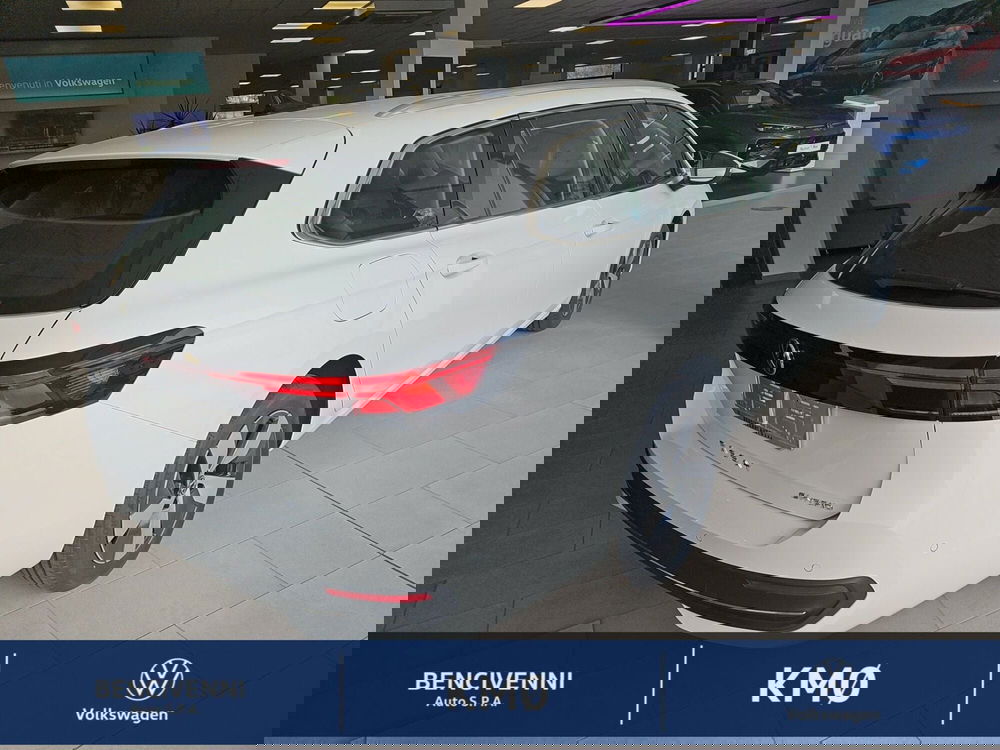 Volkswagen Passat nuova a Reggio Calabria (7)