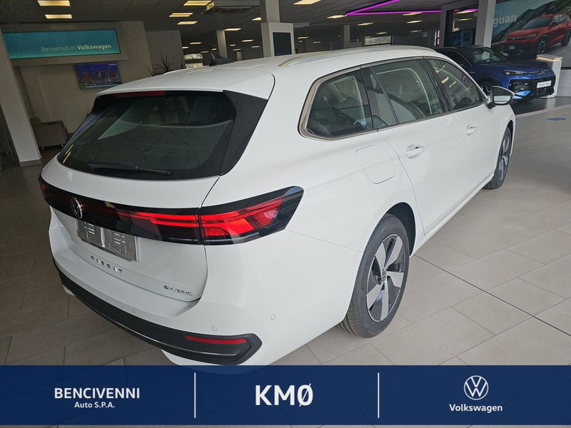 Volkswagen Passat nuova a Reggio Calabria (7)