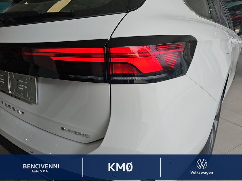 Volkswagen Passat nuova a Reggio Calabria (8)