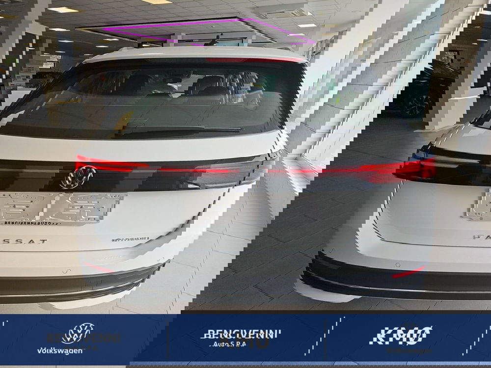 Volkswagen Passat nuova a Reggio Calabria (9)