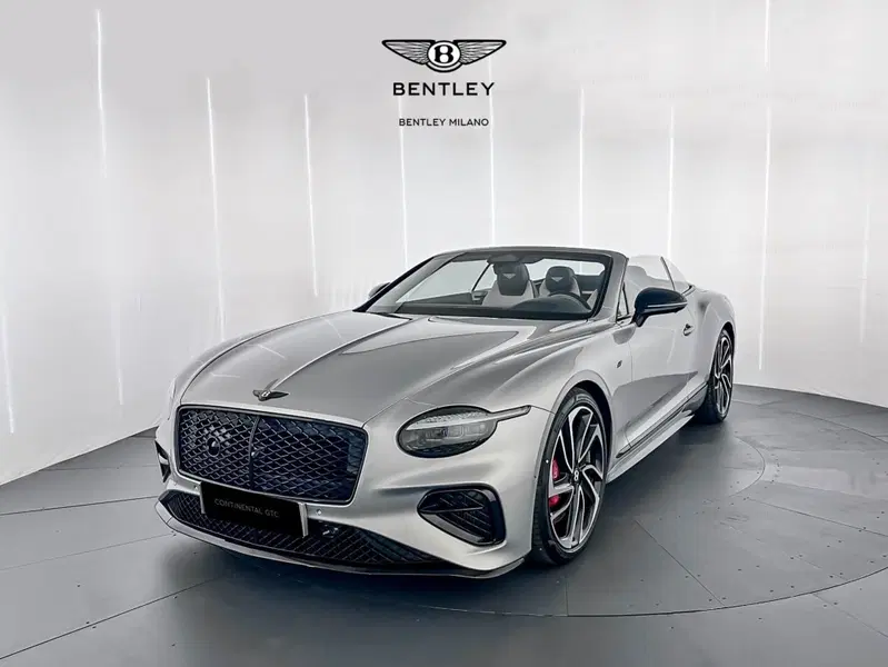 Bentley Continental GTC nuova a Milano (4)