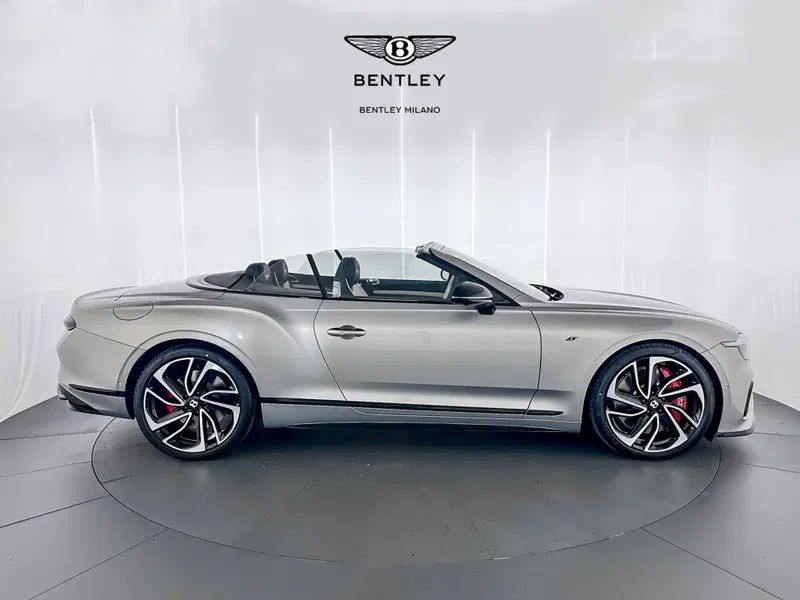 Bentley Continental GTC nuova a Milano (5)