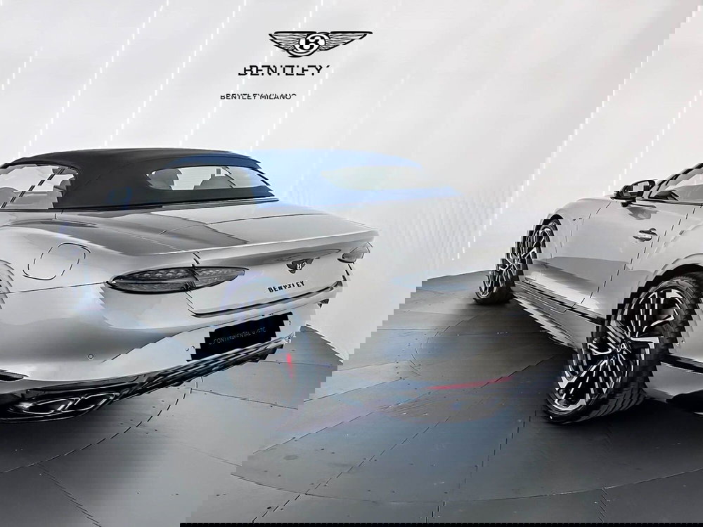 Bentley Continental GTC nuova a Milano (6)