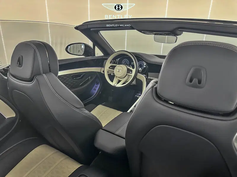 Bentley Continental GTC nuova a Milano (14)