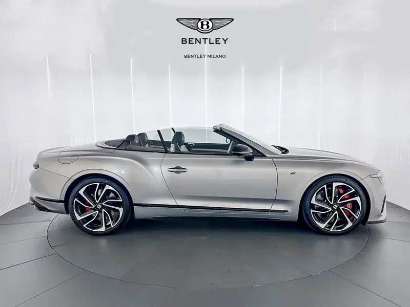 Bentley Continental GTC nuova a Milano (5)
