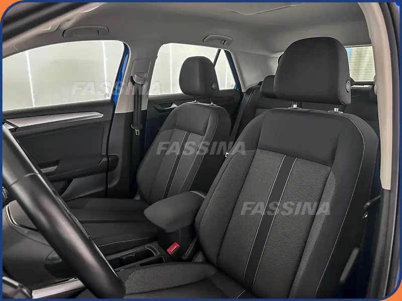 Volkswagen T-Roc usata a Milano (8)