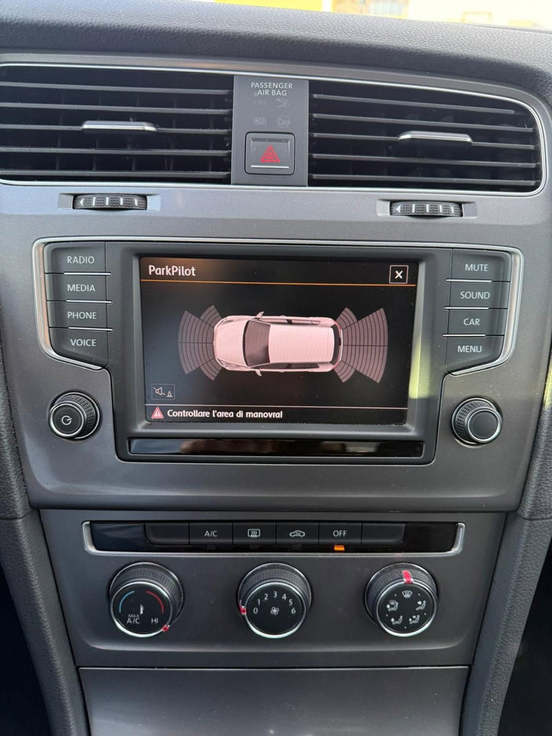 Volkswagen Golf usata a Massa-Carrara (10)