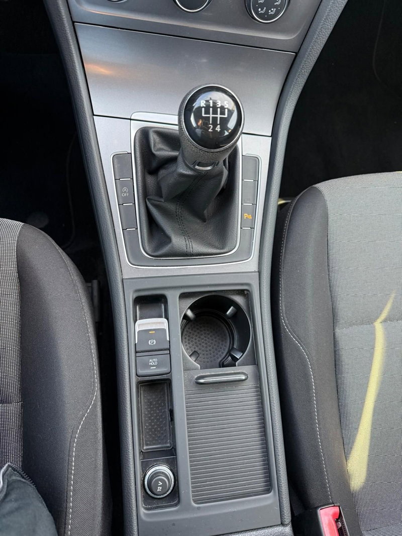 Volkswagen Golf usata a Massa-Carrara (14)