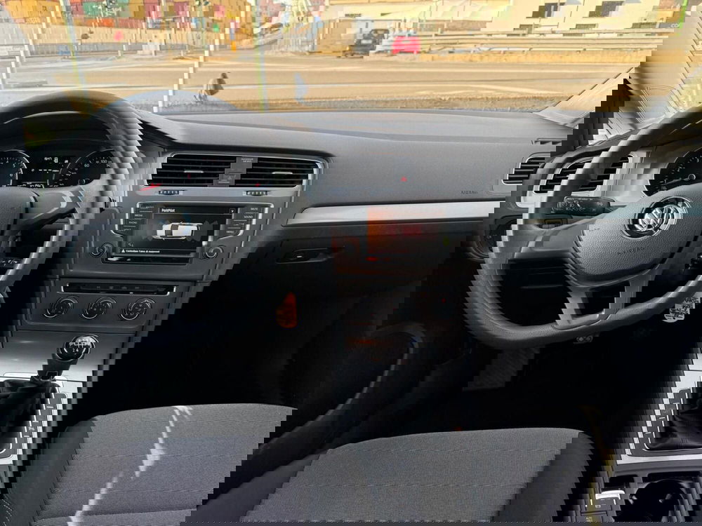 Volkswagen Golf usata a Massa-Carrara (6)