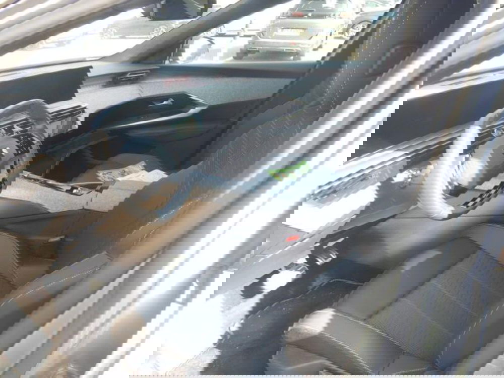 Peugeot 3008 usata a Massa-Carrara (4)