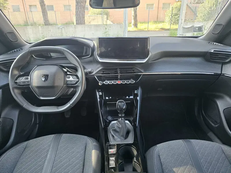 Peugeot 2008 usata a Massa-Carrara (6)