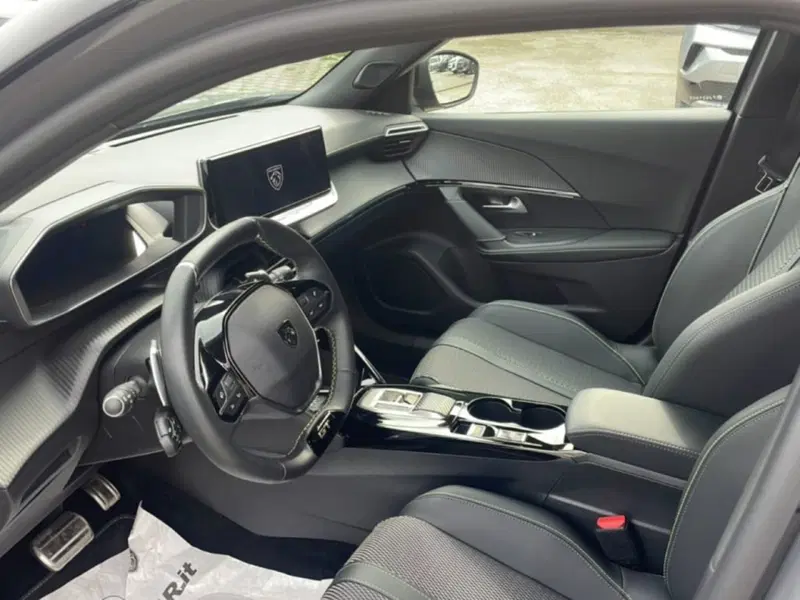 Peugeot 2008 usata a Foggia (13)