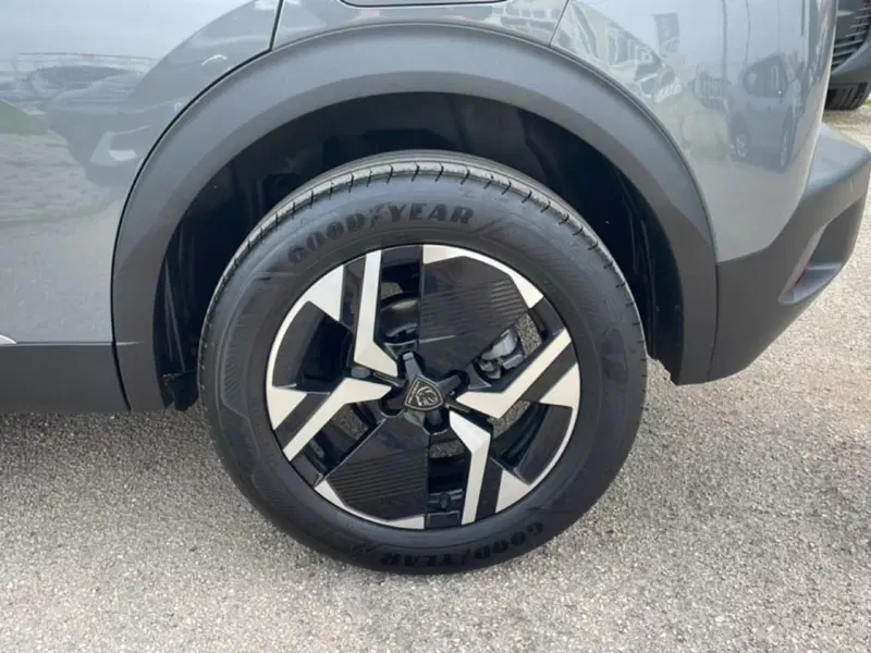 Peugeot 2008 usata a Foggia (8)