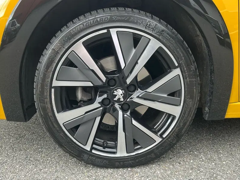 Peugeot 208 usata a Vercelli (12)