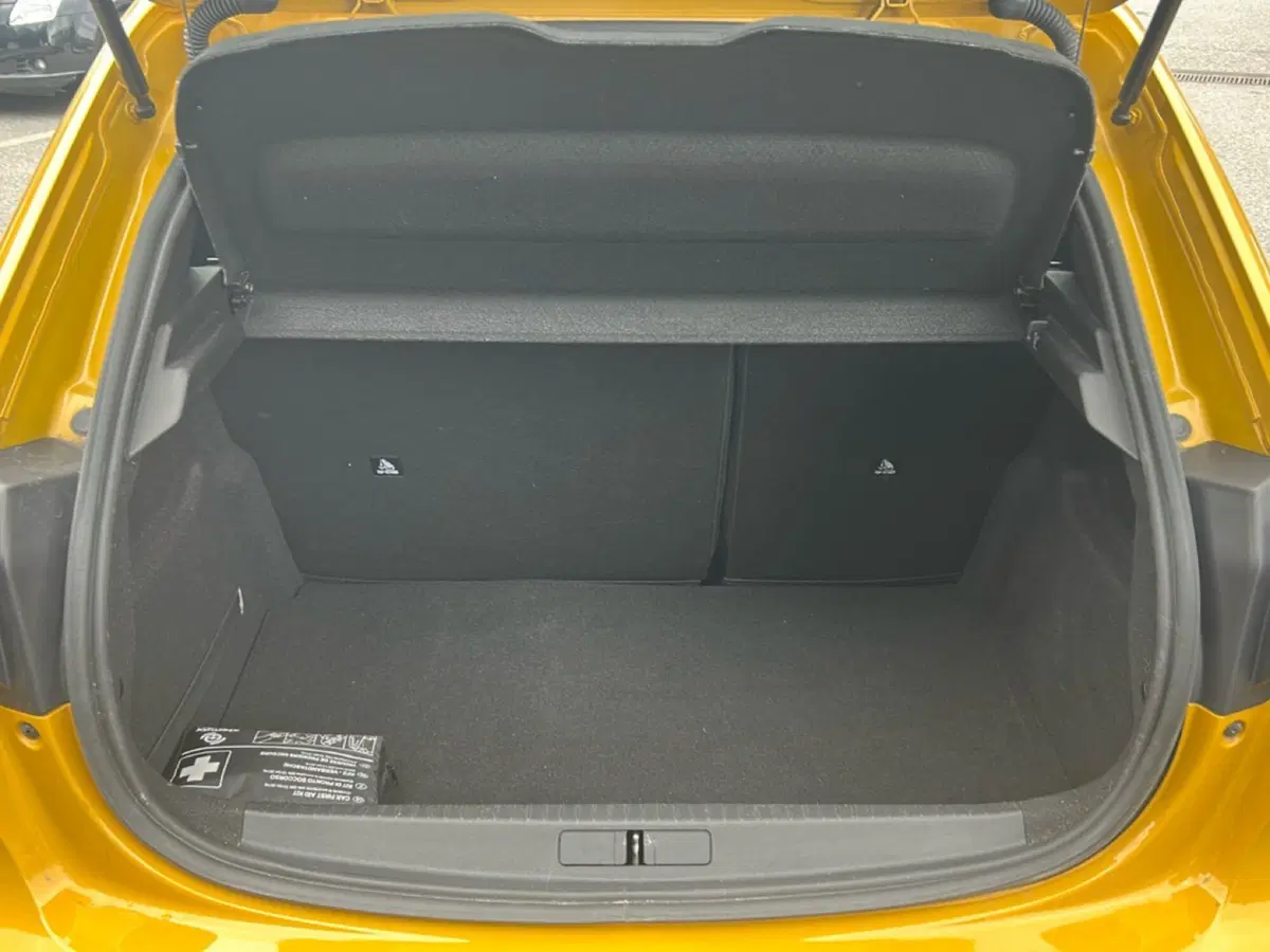 Peugeot 208 usata a Vercelli (13)