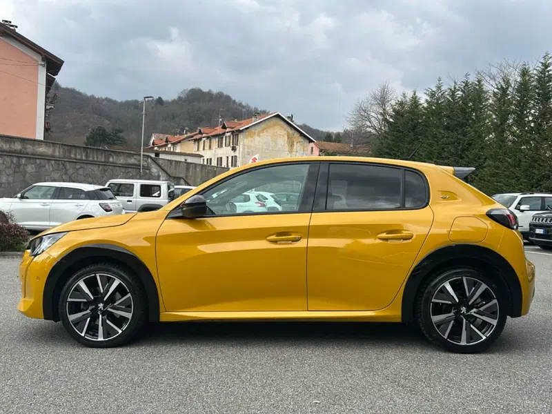 Peugeot 208 usata a Vercelli (4)