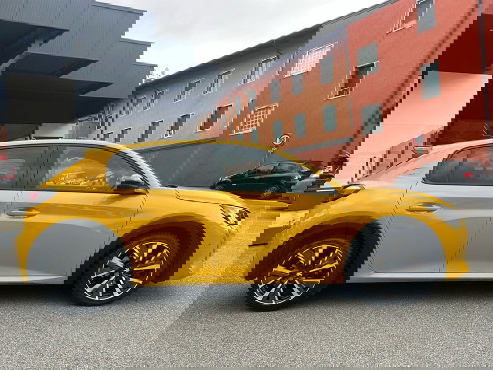 Peugeot 208 usata a Vercelli (8)