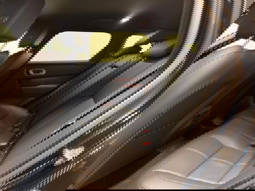 Land Rover Range Rover Velar usata a Venezia (6)