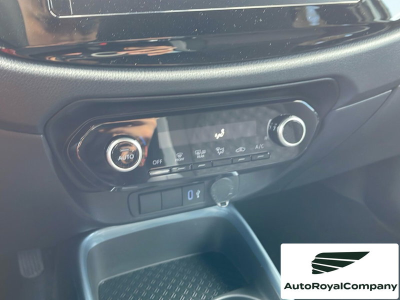 Toyota Aygo X nuova a Roma (14)