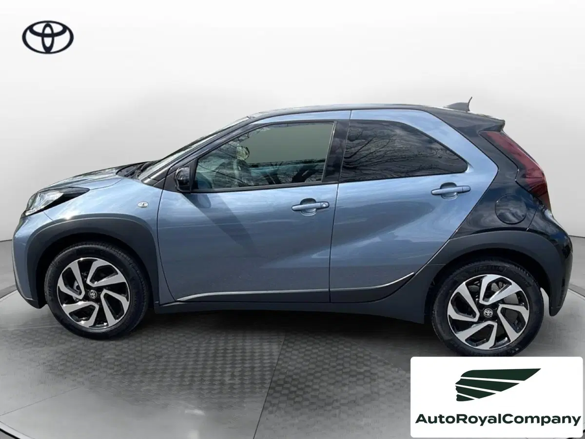 Toyota Aygo X nuova a Roma (2)