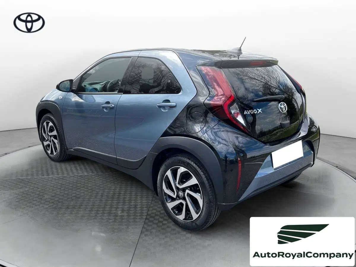 Toyota Aygo X nuova a Roma (3)