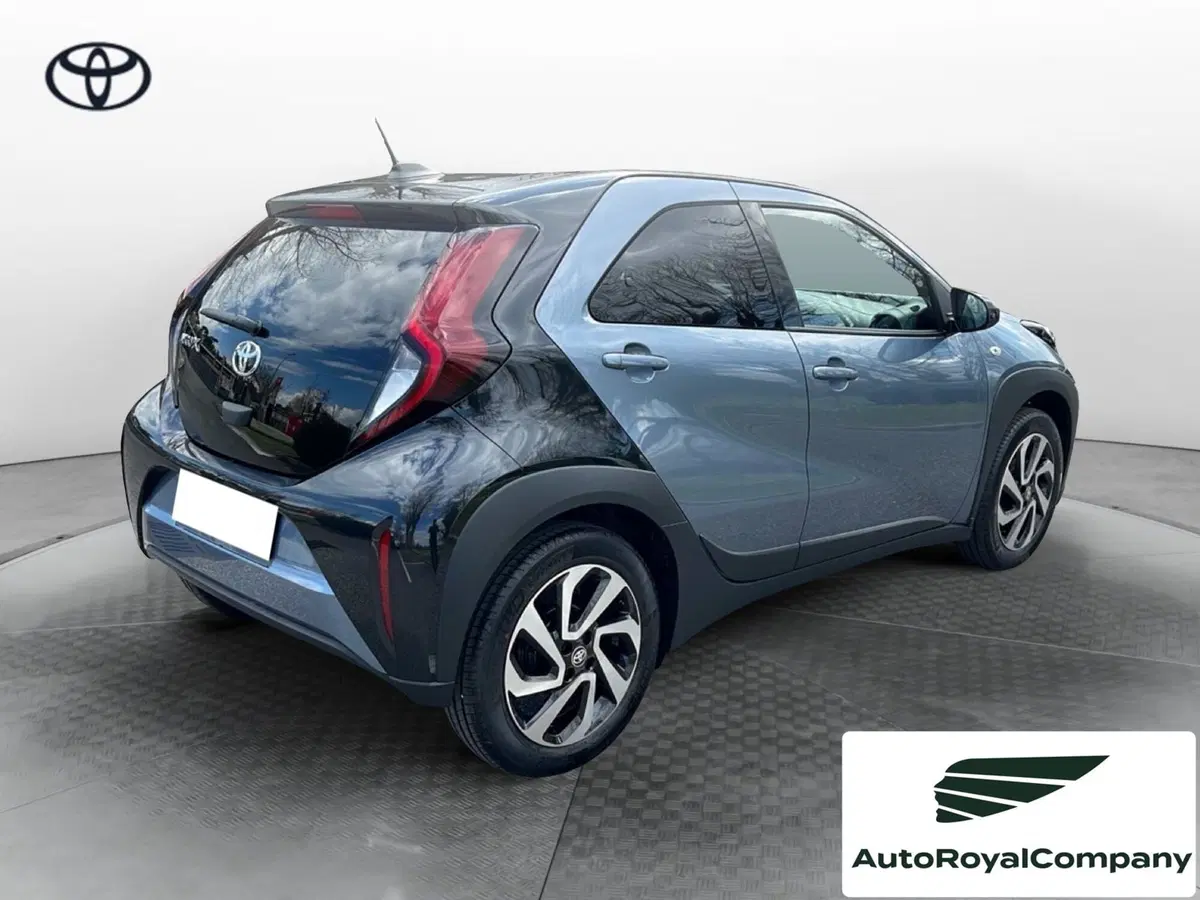 Toyota Aygo X nuova a Roma (5)