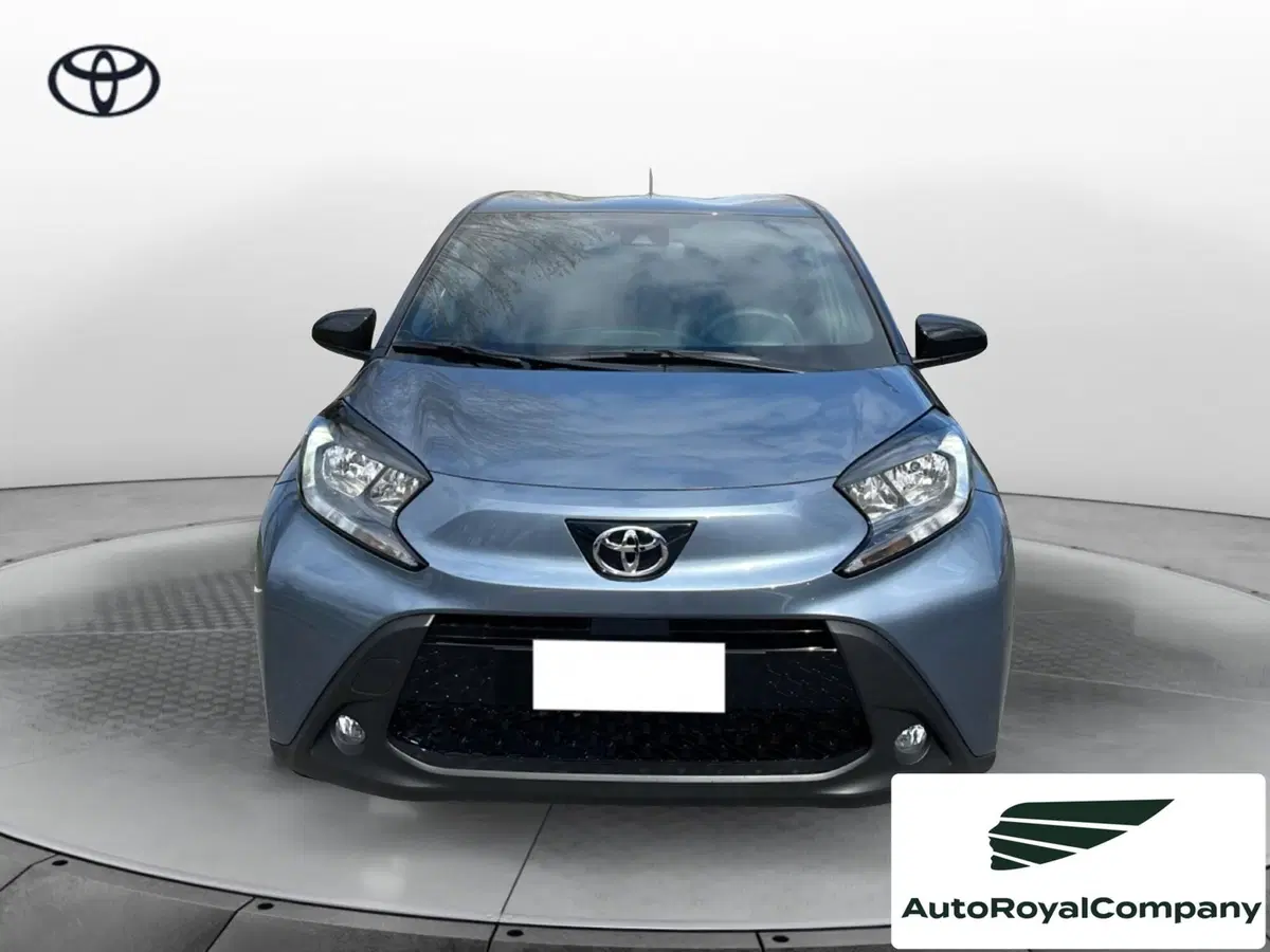 Toyota Aygo X nuova a Roma (7)