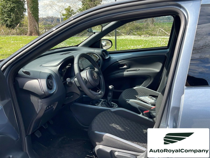 Toyota Aygo X nuova a Roma (8)